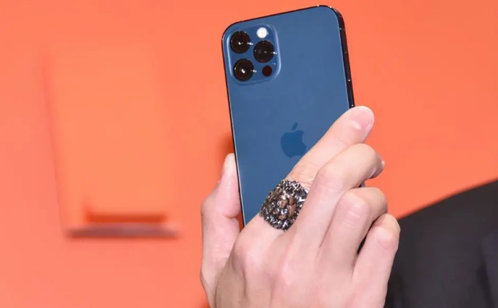 利国镇苹果手机维修分享iPhone12系列重启方法教程 